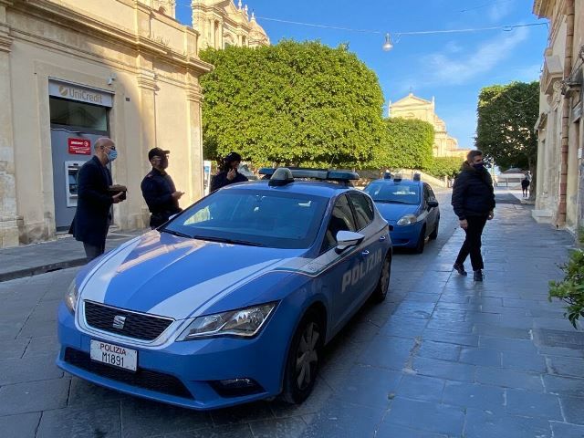 Truffa del falso avvocato, a coppia di anziani rubati averi e beni per oltre 10 mila euro 