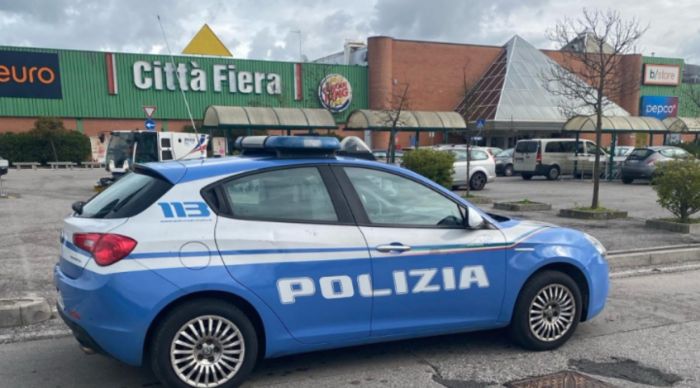 Banda marocchino-italiana ruba bei vestiti eleganti al Città Fiera, TUTTI ARRESTATI! 