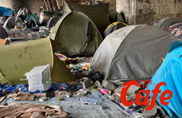 Fondazione Luchetta: "Emergenza umanitaria in piazza Libertà: servono coperte e sacchi a pelo" 