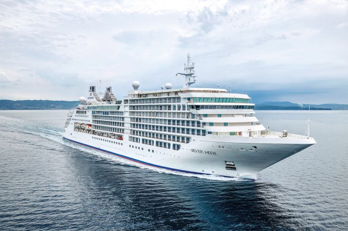 Trieste città delle crociere, martedì sulle Rive la Silver Moon: nave luxury totalmente green!!
