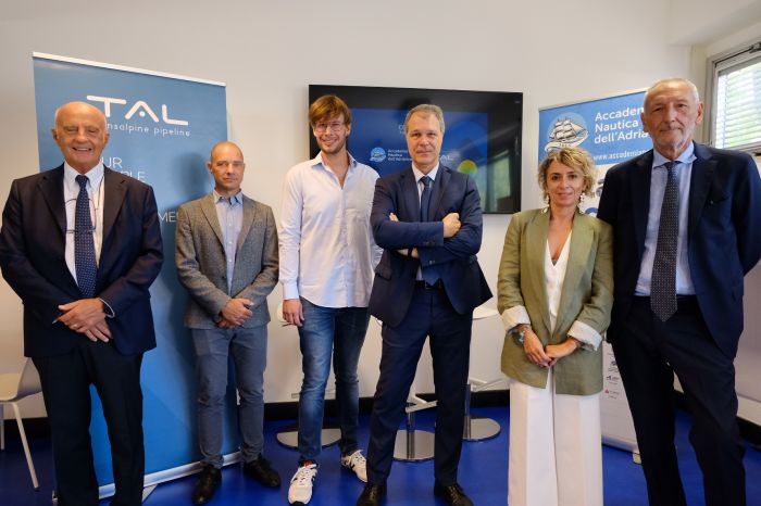 Nuova convenzione tra Siot e Accademia Nautica dell’Adriatico: l’ITS di Trieste gestirà la formazione continua dei dipendenti 
