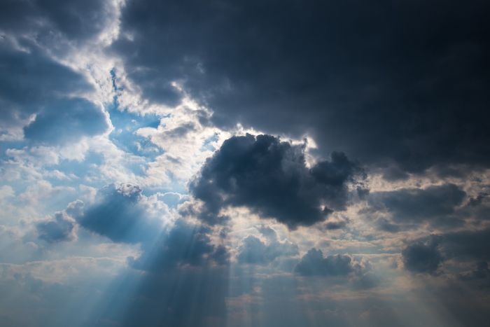 Il meteo di martedì 19 novembre, cielo nuvoloso