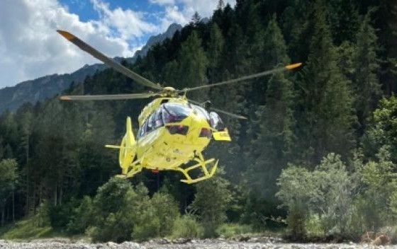 Giovane escursionista romano si infortuna a Cima Sappada: interviene il Soccorso Alpino