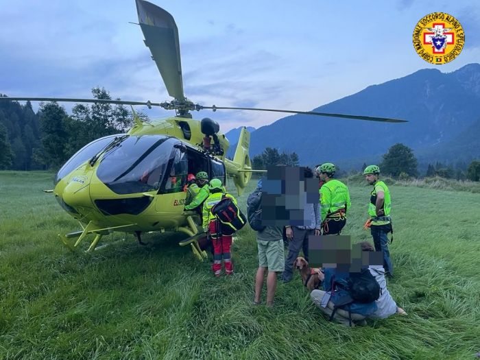 Malore sul sentiero del Pellegrino in Fvg: turista soccorsa lungo il percorso verso il Monte Lussari