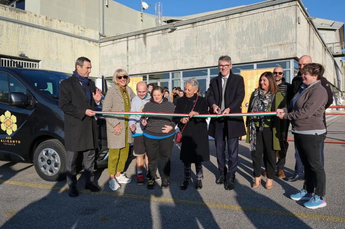 Consegnato un nuovo automezzo all’A.S.D. Calicanto per sostenere attività inclusive a Trieste