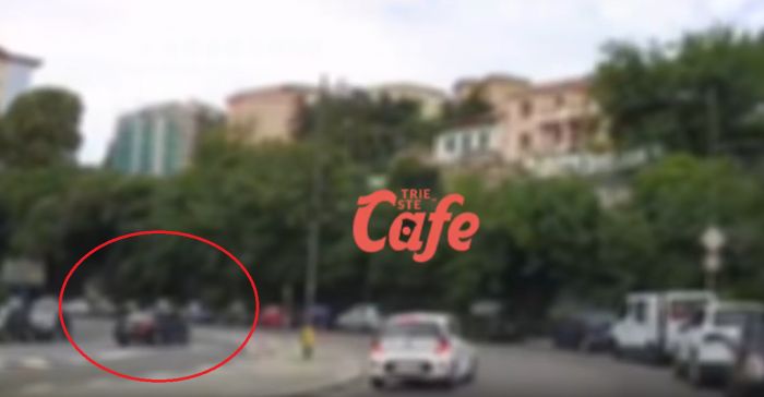 Paura&pericolo all'incrocio tra via Cantù e via Fabio Severo: "bello bello" in contromano (VIDEO)