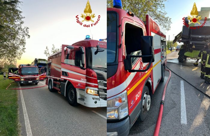 Mietitrebbia prende fuoco dopo aver finito il lavoro nei campi