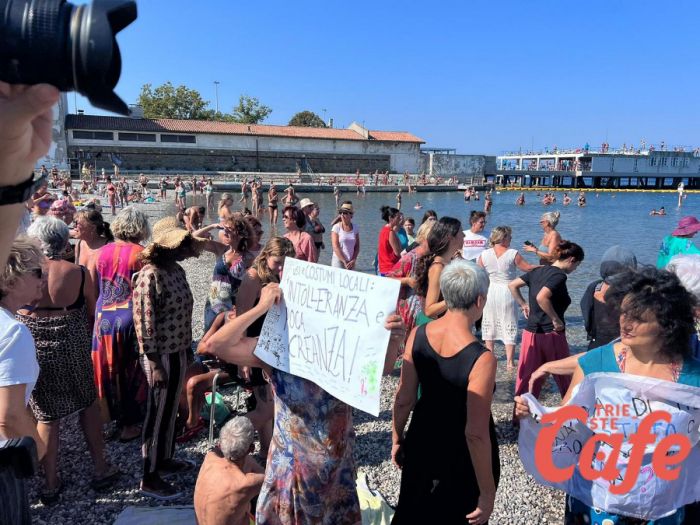 Giacomelli: "Flash-mob in difesa della libertà di un uomo di obbligare una donna a restare sempre vestita"