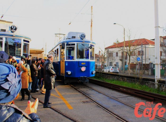 Tram di Opicina momentaneamente sospeso a causa di un’anomalia alla linea di contatto,
