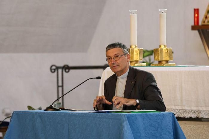 Vescovi di Trieste, Gorizia e Koper: "Rotta balcanica sia stimolo per l'accoglienza"