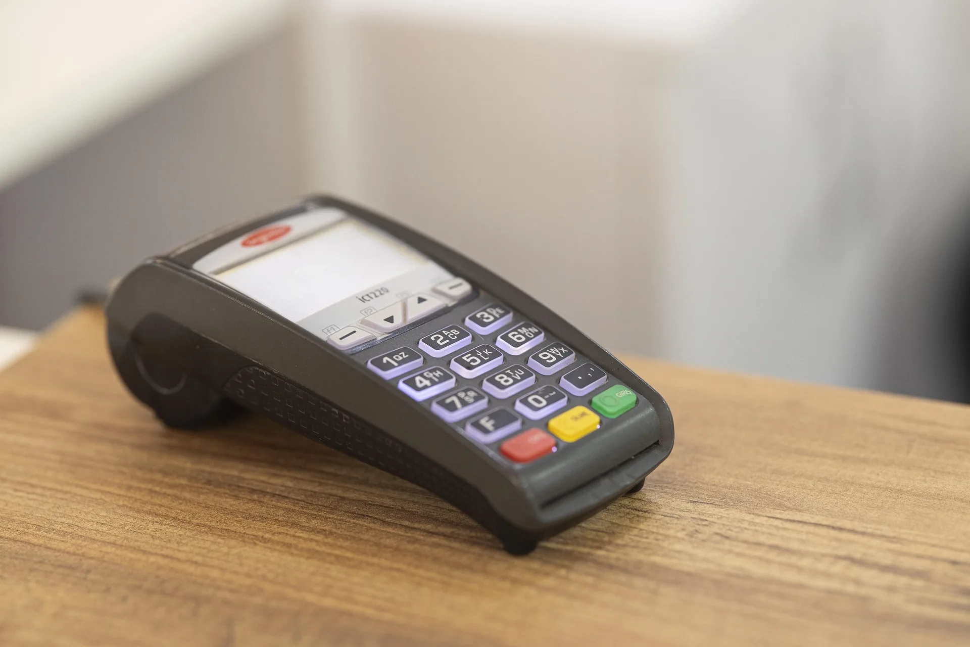 Appello alla clientela: errore sul POS al Despar di via Pecenco