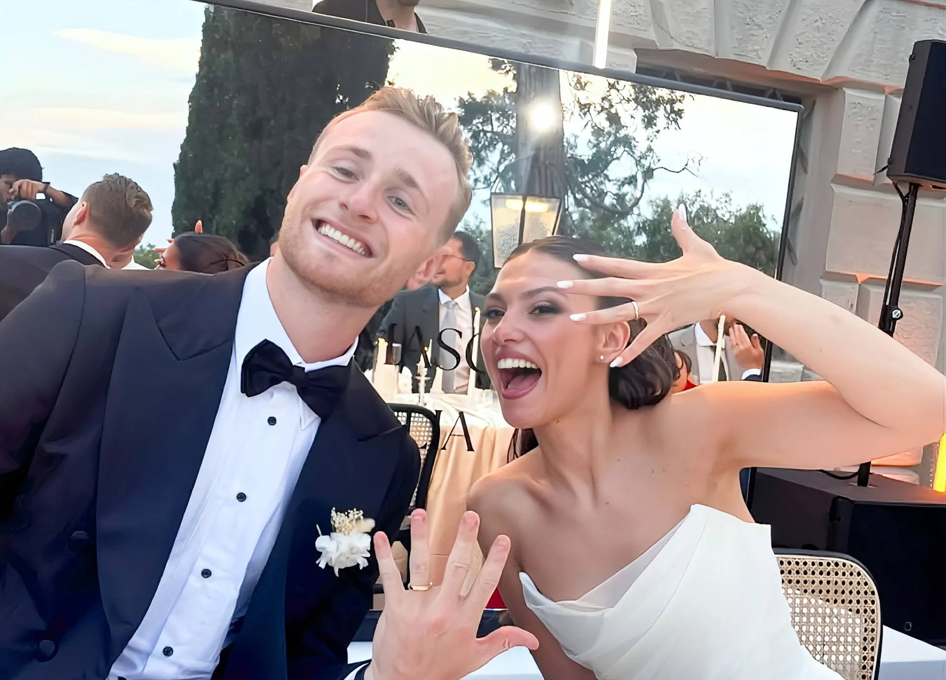 Il cuore di Trieste applaude Tommaso Pobega: nozze con la storica compagna Giulia
