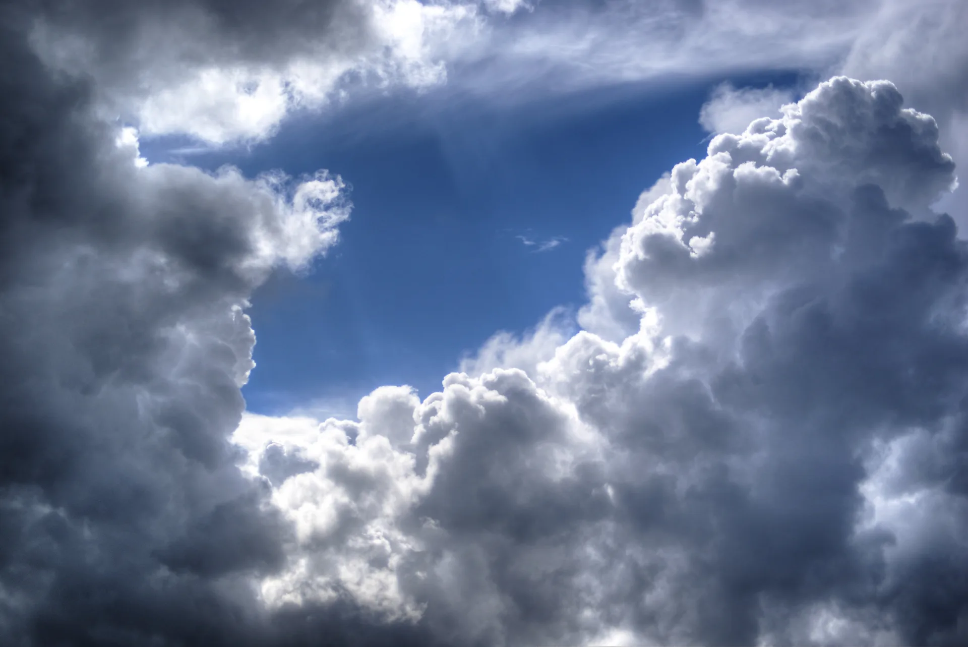 Il meteo di domenica 20 settembre, cielo poco nuvoloso