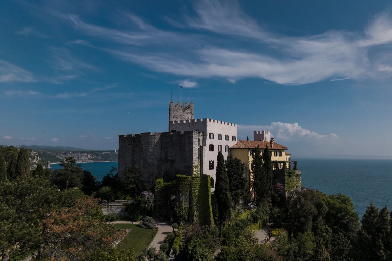 Il Castello di Duino e il golfo di Trieste protagonisti su LA7 nella trasmissione “L'Italia più bella che c'è”