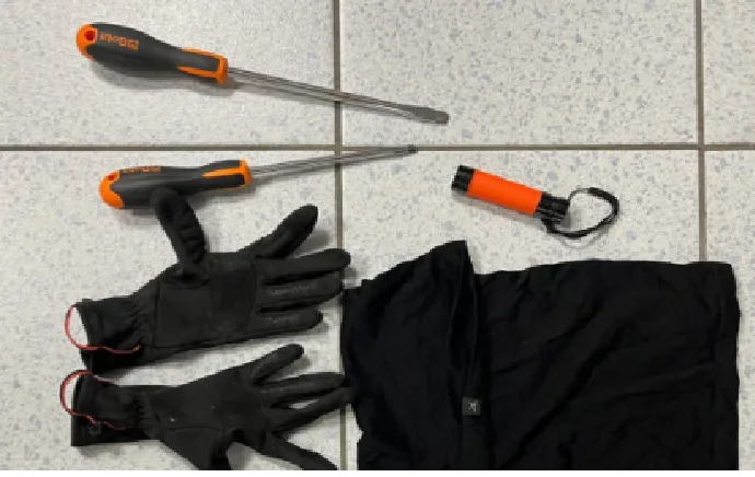 Fvg, anziana di 92 anni rapinata e chiusa nella camera da letto: tre arresti di ITALIANI