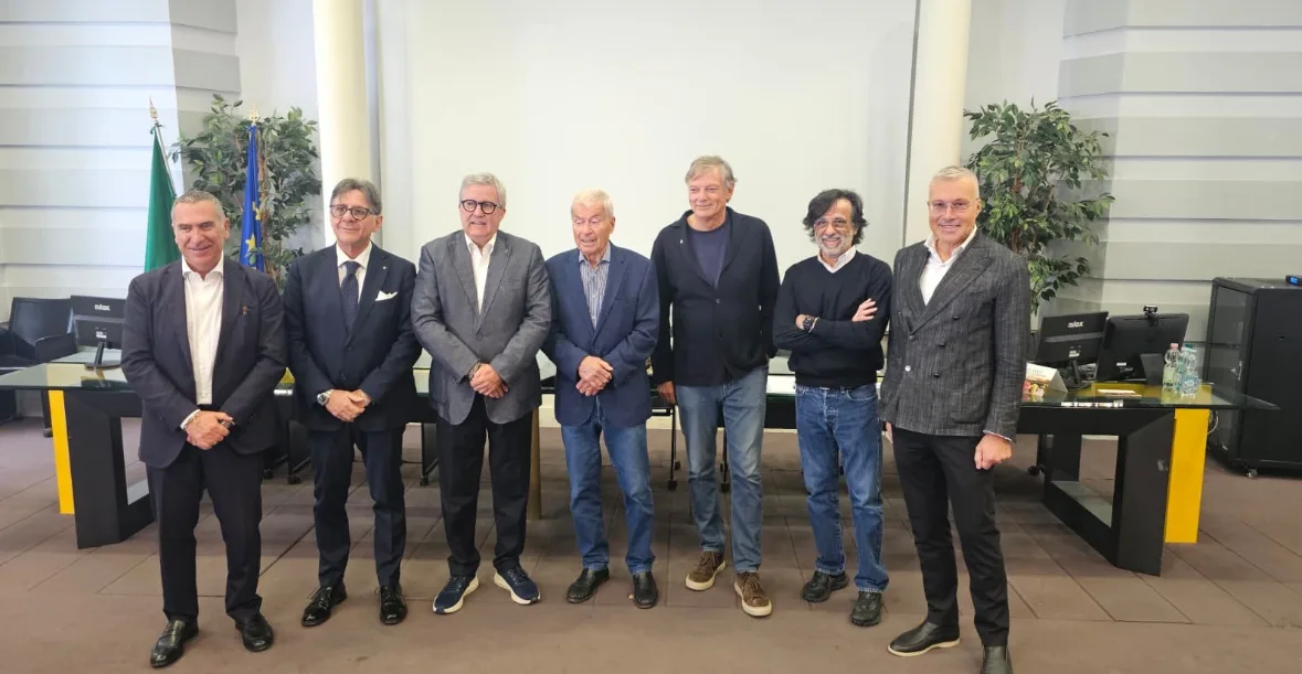 Turismo: Bini, l'enogastromonia unisce i territori