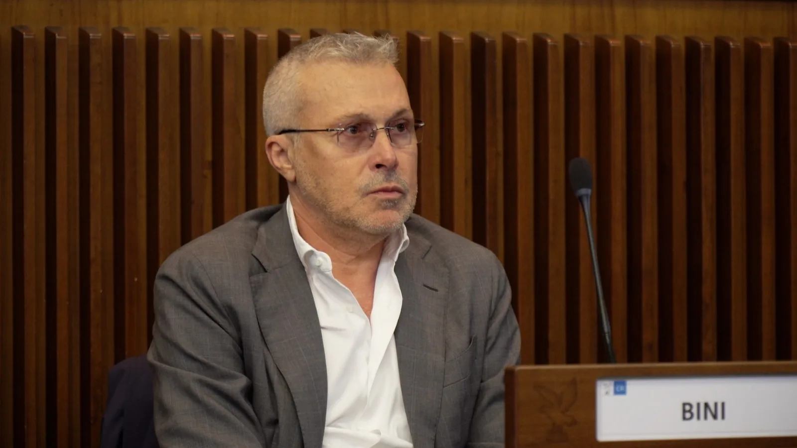 Turismo: Bini, "su affitti brevi servono analisi prima di nuove norme"