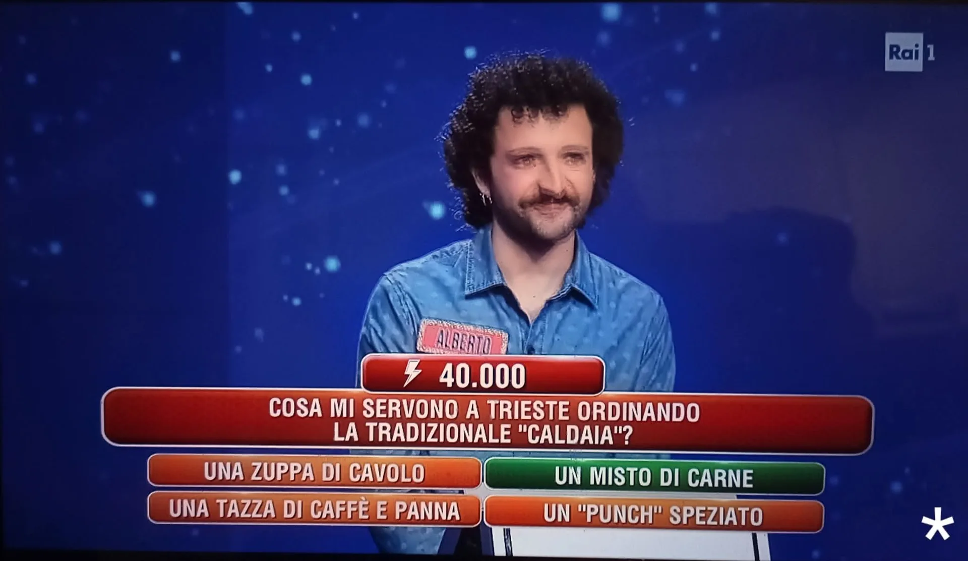 Trieste a “L’Eredità” su Rai 1: la domanda sulla caldaia porta in tv la tradizione cittadina