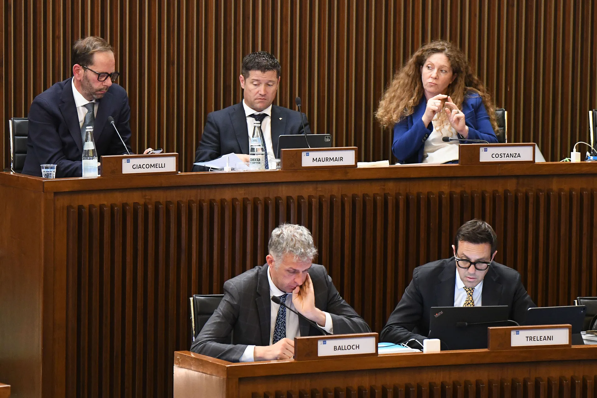 IA. FdI Fvg: al via il bando per piccole imprese e professionisti