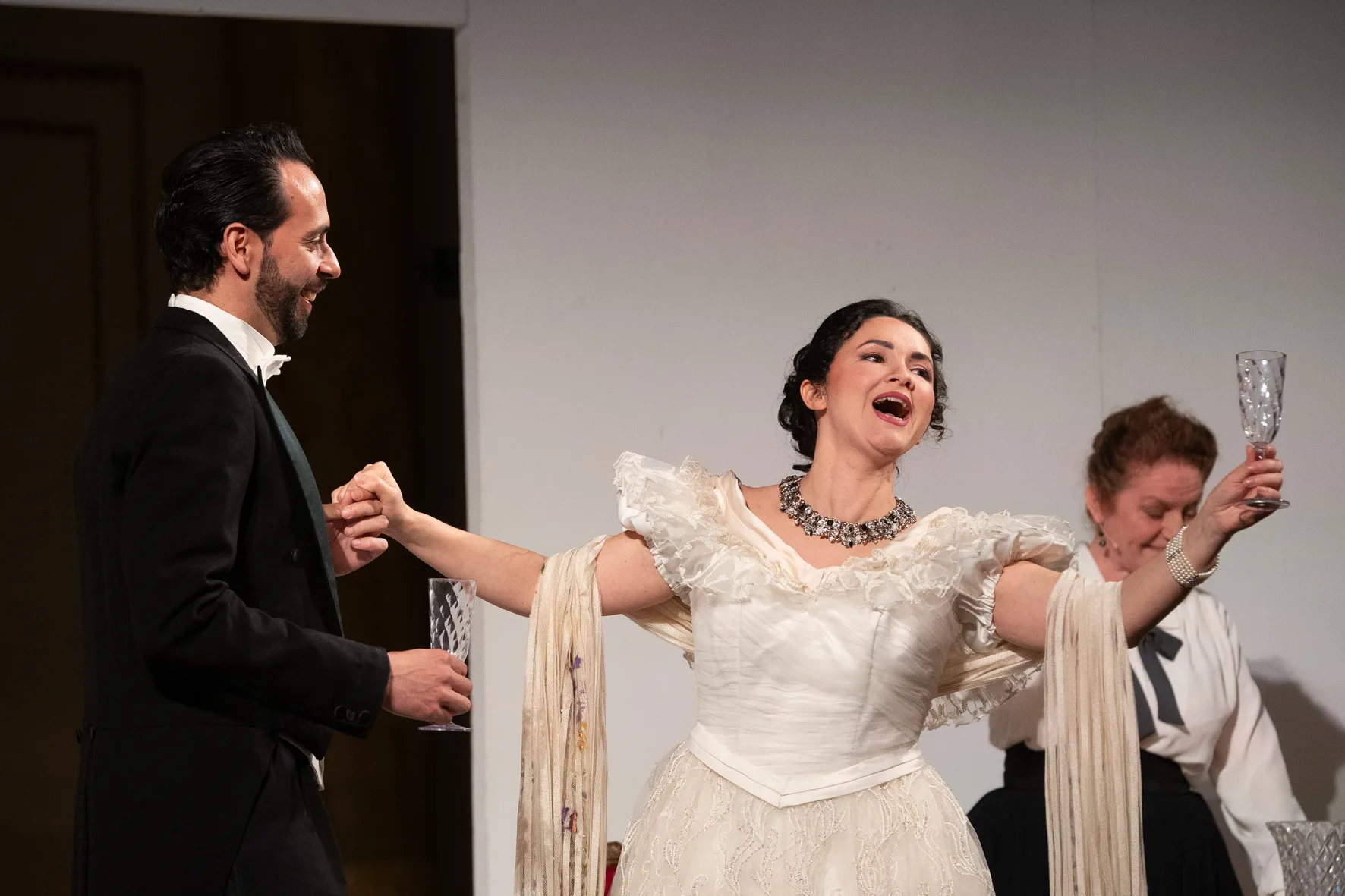 La Traviata al Ridotto del Teatro Verdi: il capolavoro di Verdi raccontato dagli occhi di Annina