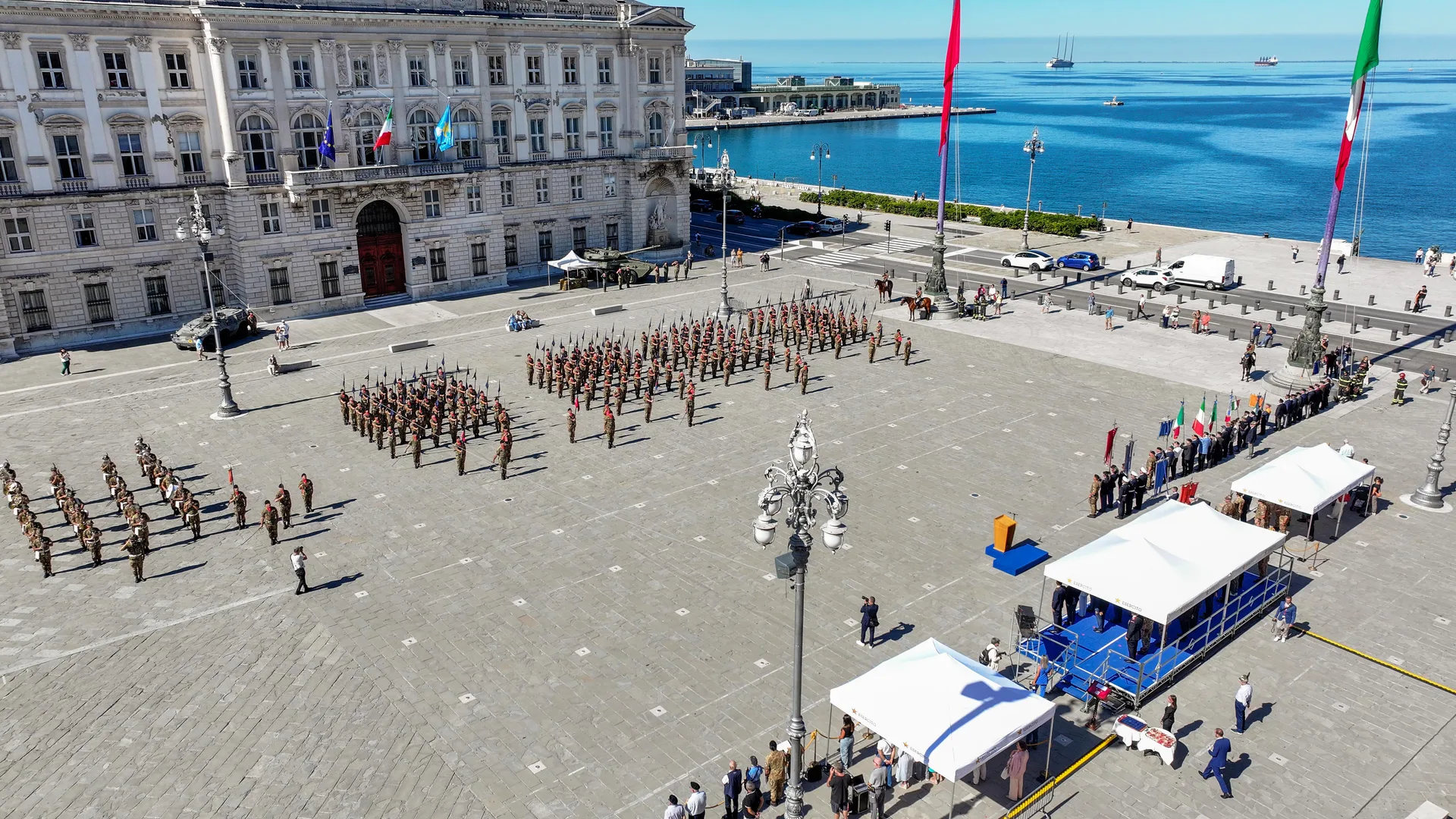 Trieste e Piemonte Cavalleria, un legame lungo 70 anni: Dipiazza «Simbolo di identità e vicinanza»