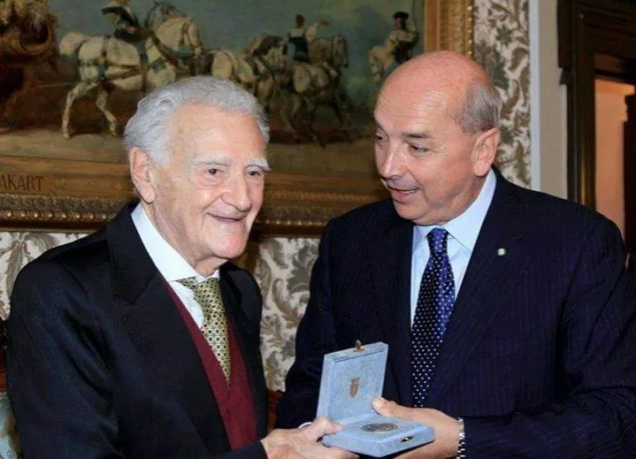 Sabato el mulon Tedy Reno copie 100 anni!!! EVVIVA!!!