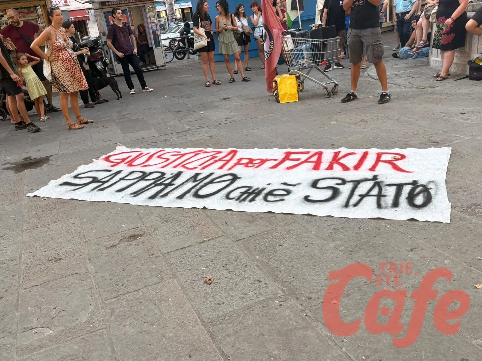 Corteo per Fakir contro il razzismo: si parte da piazza Garibaldi (VIDEO)