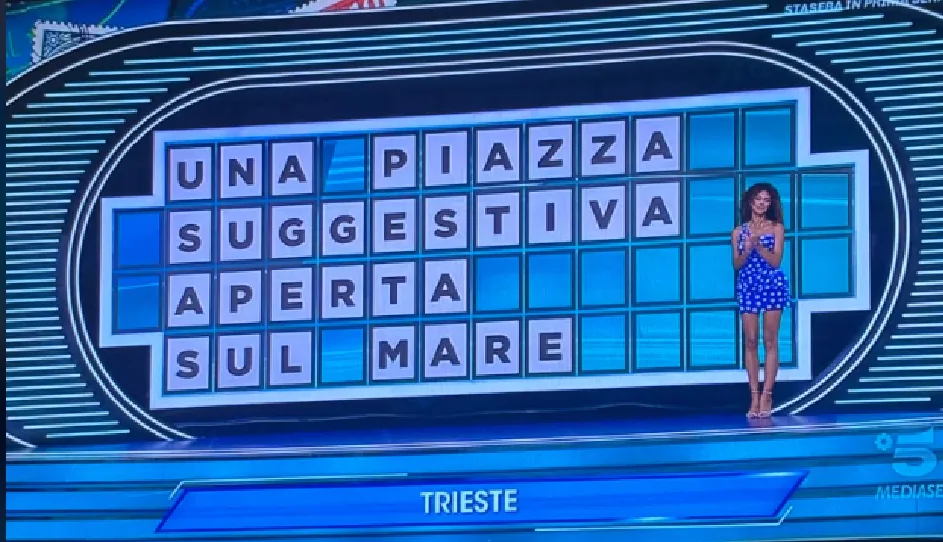 Trieste trionfa in prima serata: piazza Unità incanta “La Ruota della Fortuna” su Canale 5