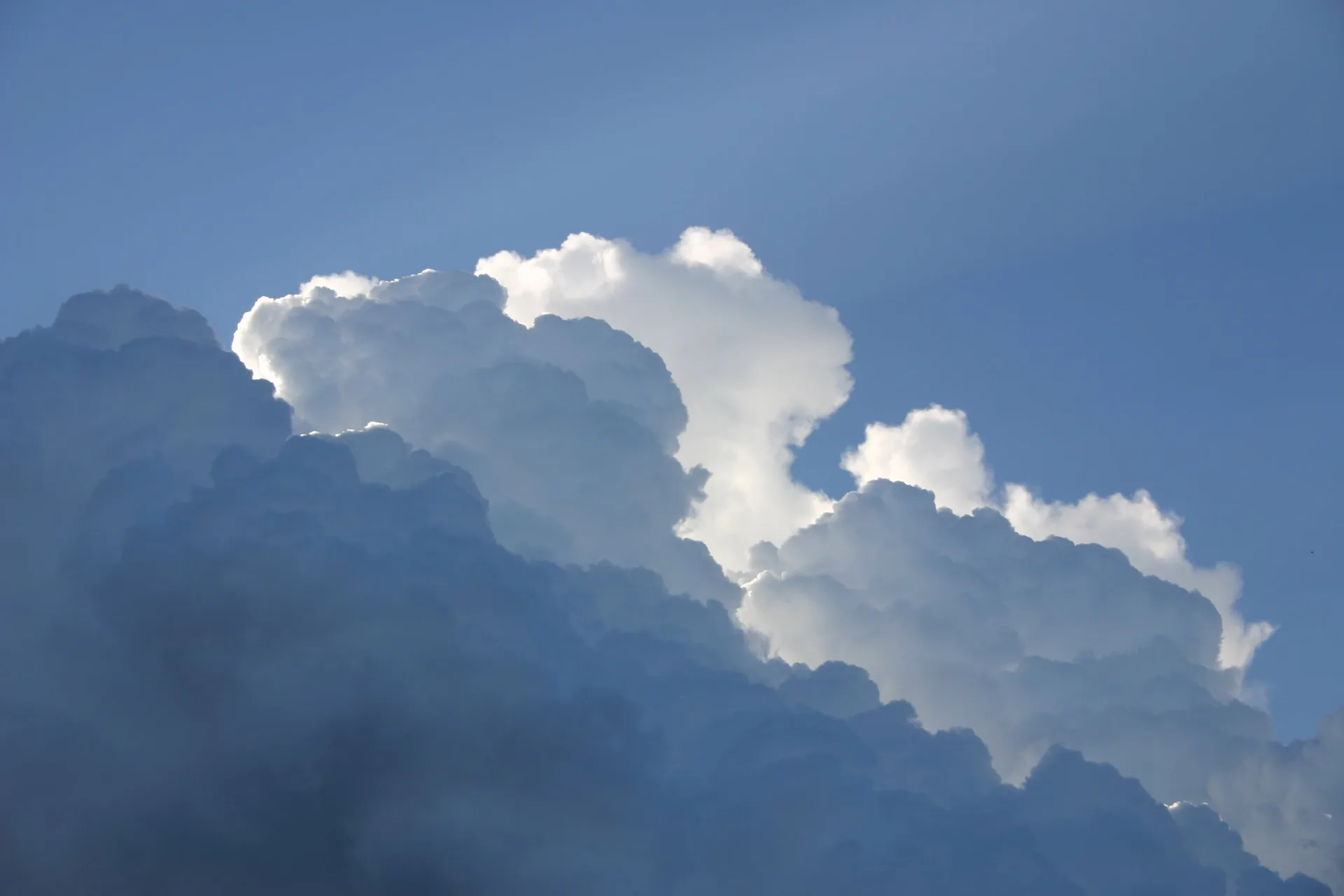 Il meteo di mercoledì 19 agosto, cielo poco nuvoloso