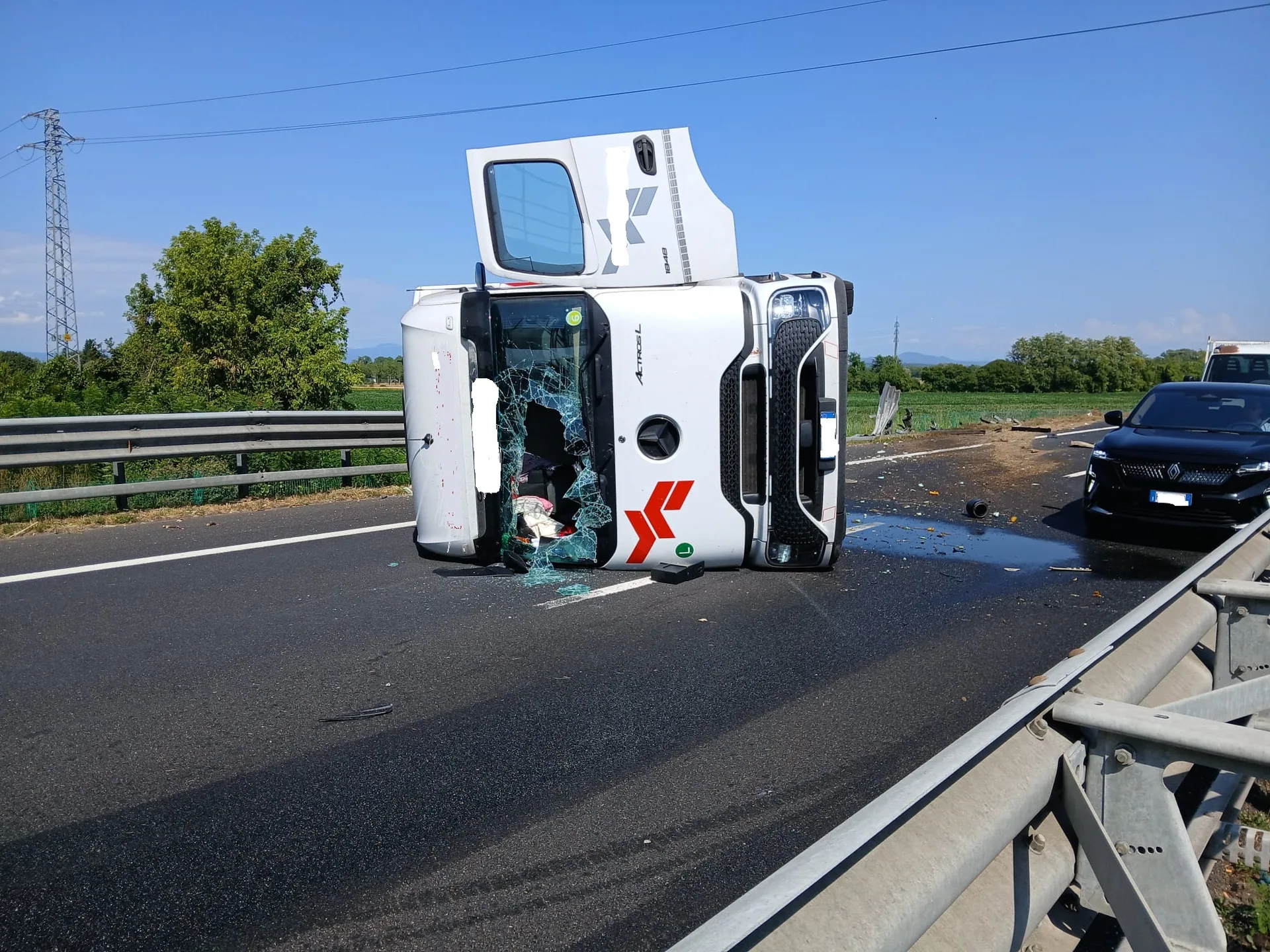 A4, camion si ribalta tra Villesse e Palmanova: chiusa l'uscita verso Venezia