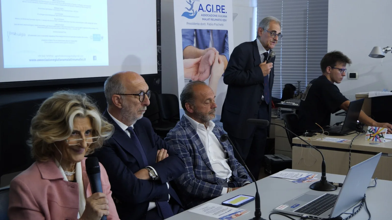 Fibromialgia, conclusa la fase primaverile della campagna di sensibilizzazione di Agire