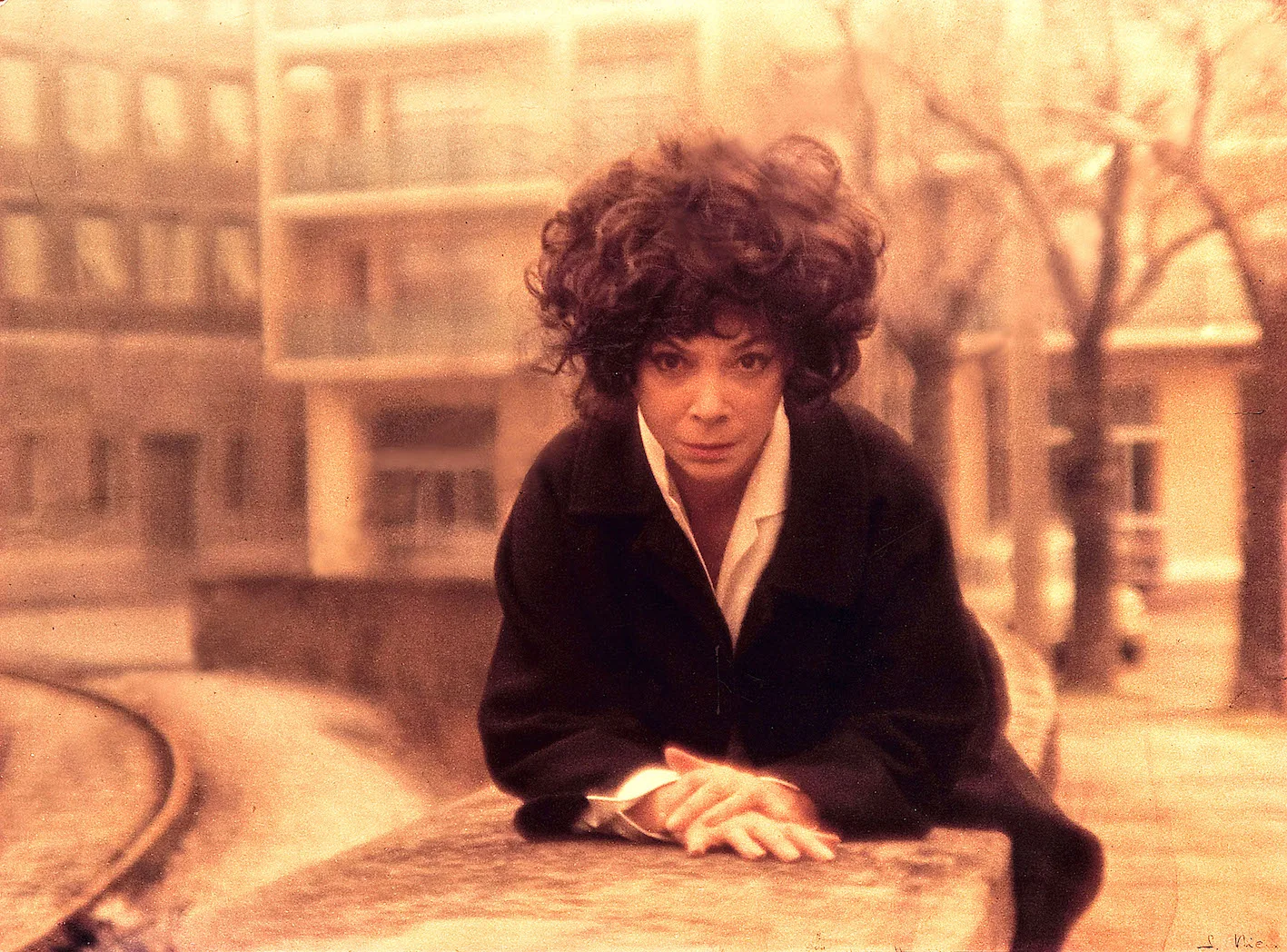 Leonor Fini svelata in un racconto inedito: al Magazzino 26 i ricordi delle cugine triestine