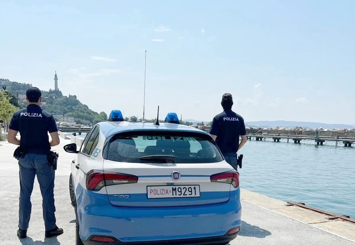 Moto d'acqua, pattuglie e nuovo Posto di Polizia: al via il piano sicurezza sul litorale triestino