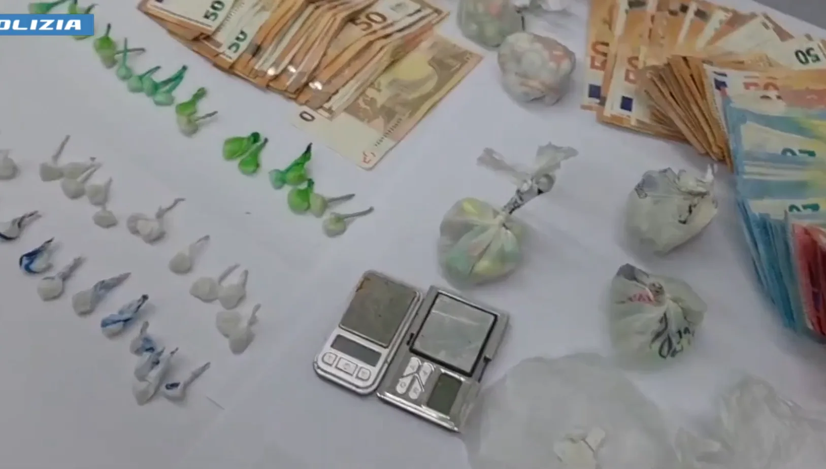 Trieste, maxi operazione nazionale tra droga e coltelli:  7 arresti e migliaia di controlli