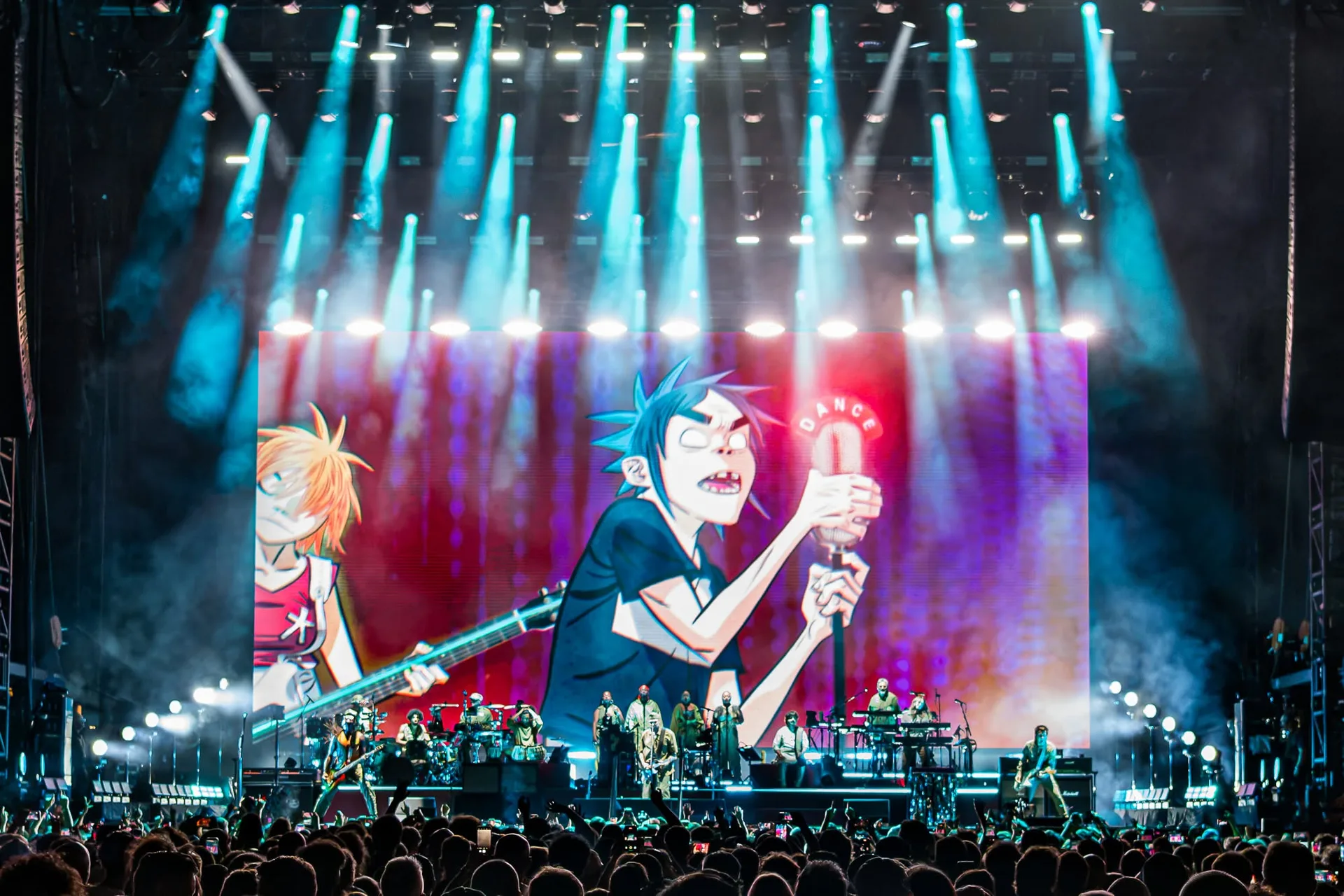 In 16mila ieri sera in piazza Unità a Trieste per i Gorillaz