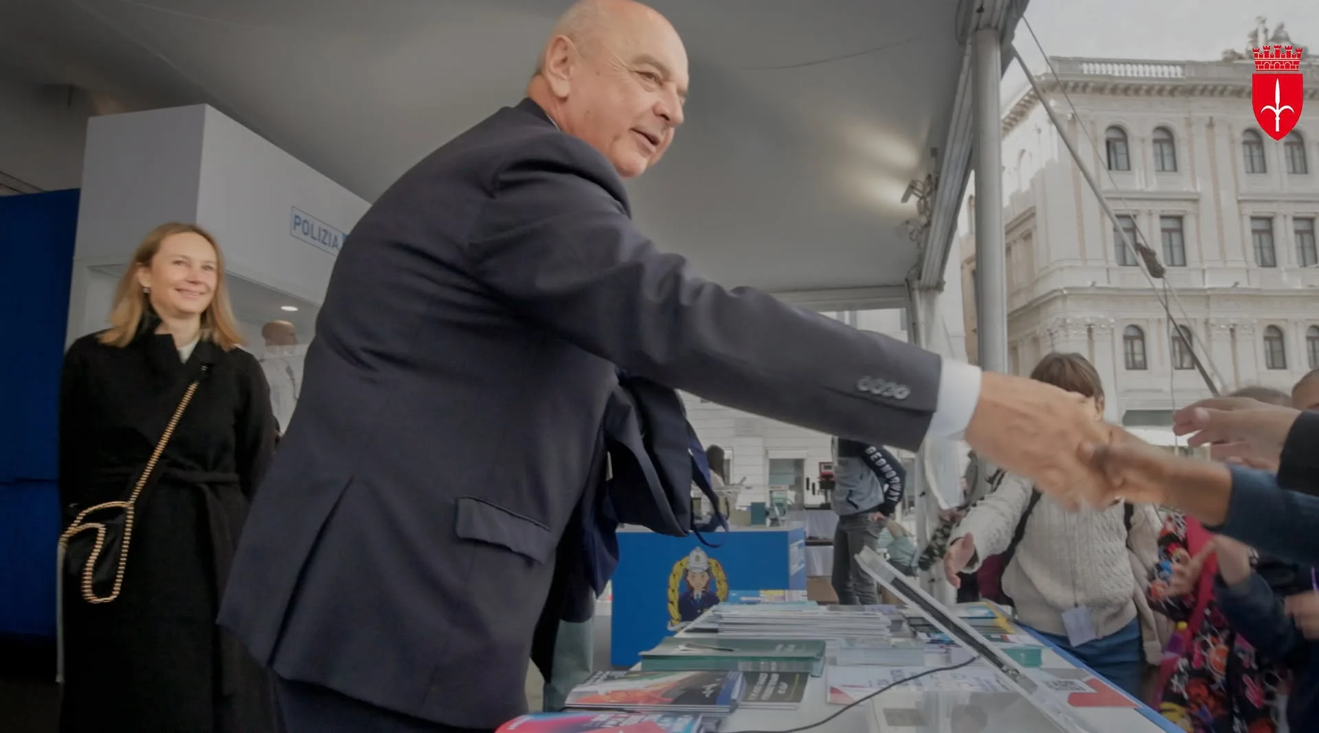 Trieste, entusiasmo e tripudio Dipiazza  sulle rotonde: “Ne farei dappertutto!!!” (VIDEO)